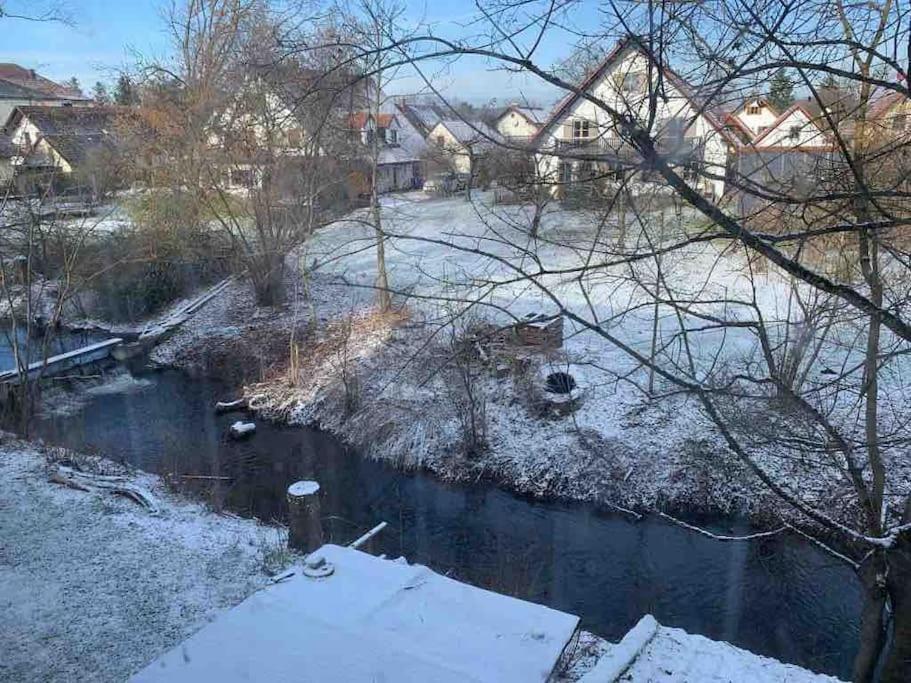 Apartment Amidst Nature-Riverdale, North Of Munich 파렌하우젠 외부 사진