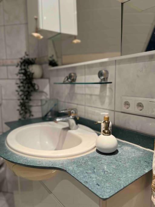 Apartment Amidst Nature-Riverdale, North Of Munich 파렌하우젠 외부 사진