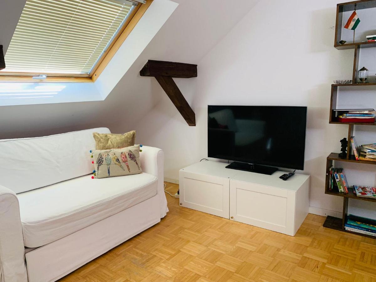Apartment Amidst Nature-Riverdale, North Of Munich 파렌하우젠 외부 사진
